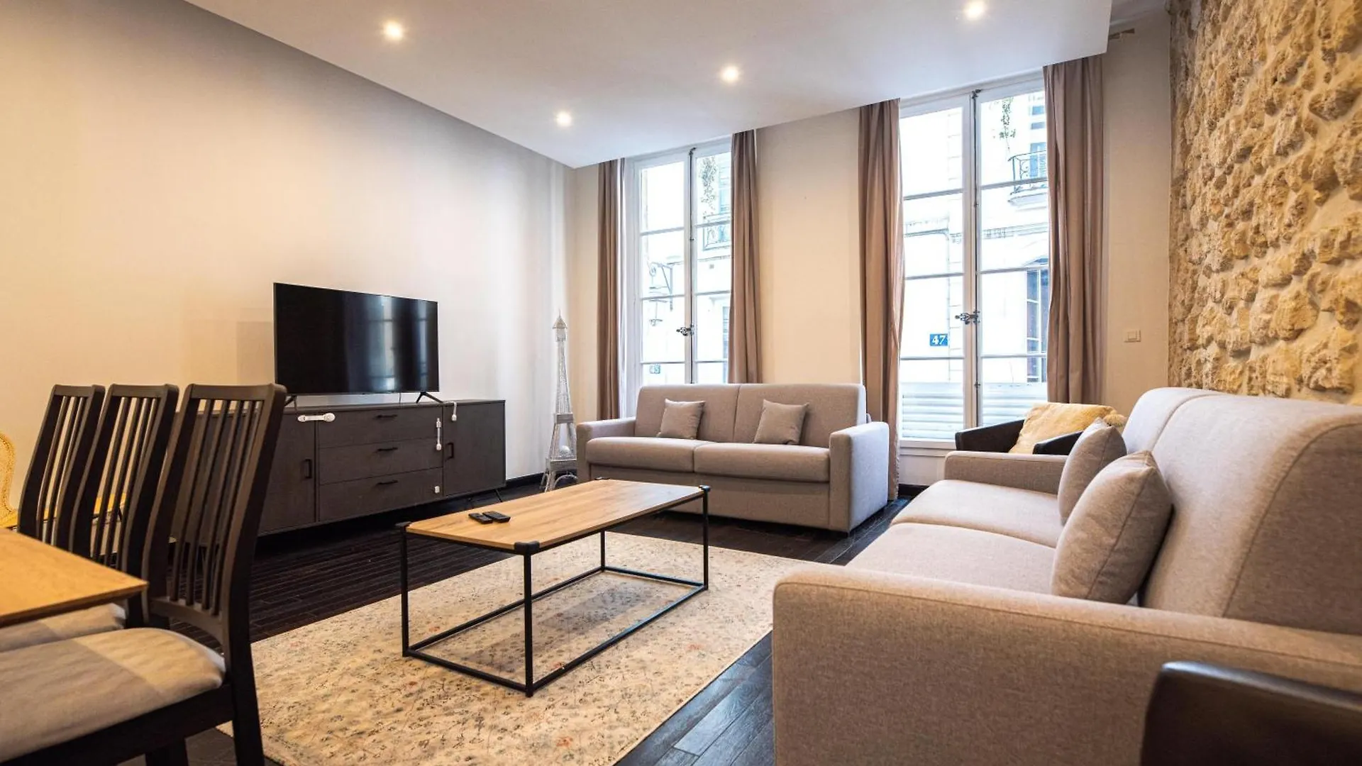 Apartment Cia - Reaumur Etienne Marcel 8P Paris France